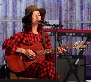 Gwyneth Glyn and Twm Morys