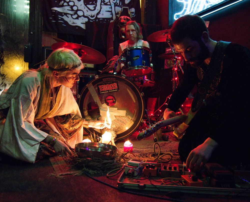 31491686_1662162780487609_2469008275622854656_o