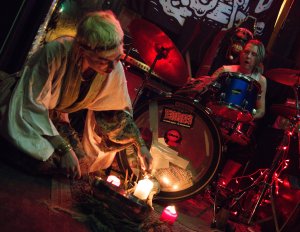 GNOB - Copyright Lampyandfox 2018