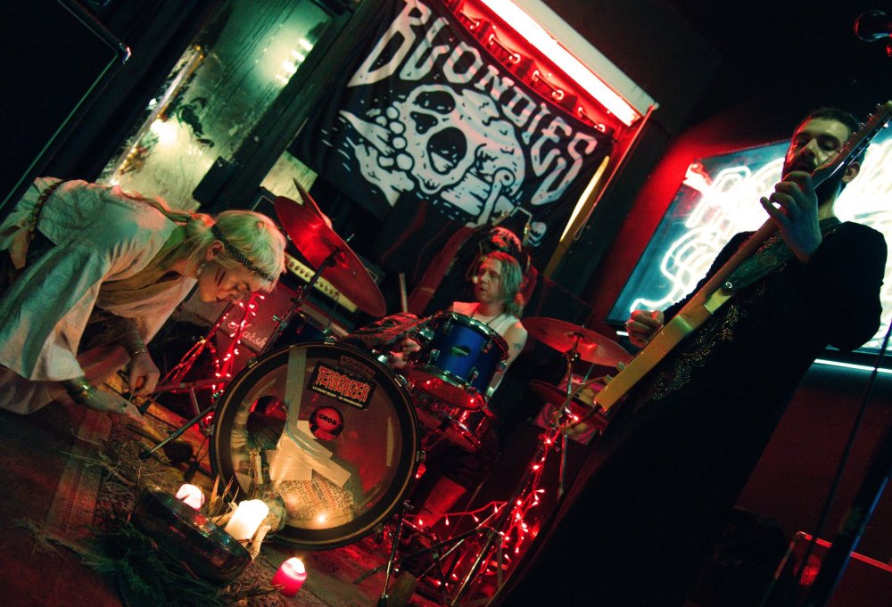 GNOB - Copyright Lampyandfox 2018